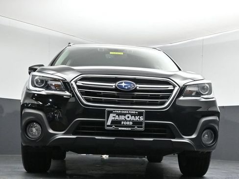 Used 2019 Subaru Outback 2.5i Touring w/ Popular Package #3A AWD/4WD image 39