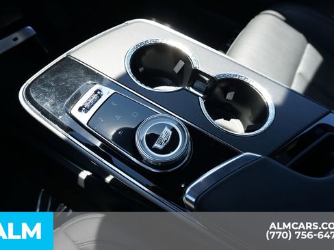 Used 2024 Cadillac Lyriq Luxury AWD/4WD image 46