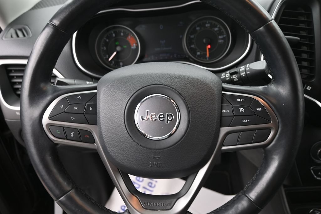 Used 2021 Jeep Cherokee Latitude Lux w/ Sun & Sound Group AWD/4WD image 30