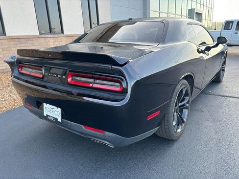 Used 2022 Dodge Challenger R/T RWD image 3