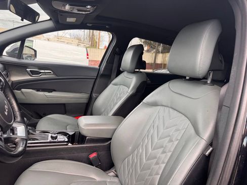 Used 2023 Kia Sportage X-Line w/ X-Line Premium Package AWD/4WD image 9
