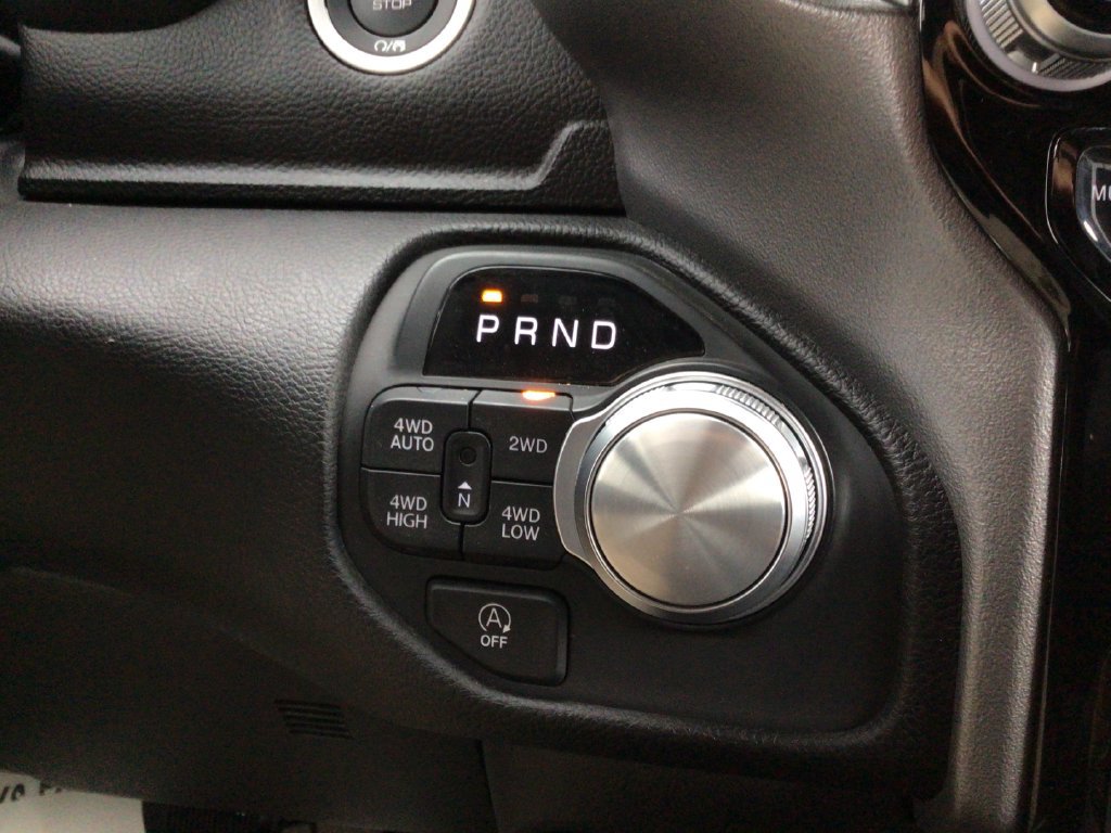 Used 2025 RAM 1500 Laramie AWD/4WD image 23