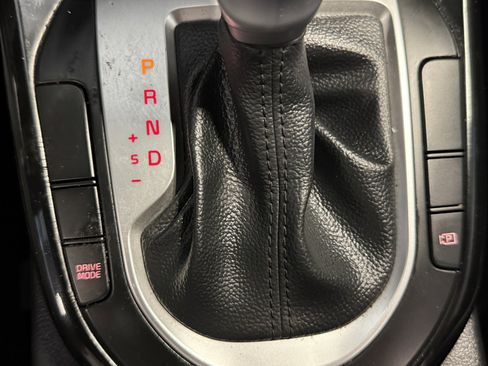 Used 2023 Kia Forte GT-Line w/ GT-Line Premium Package FWD image 17