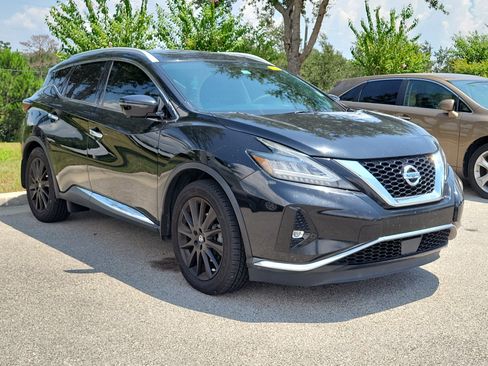Used 2019 Nissan Murano Platinum FWD image 2