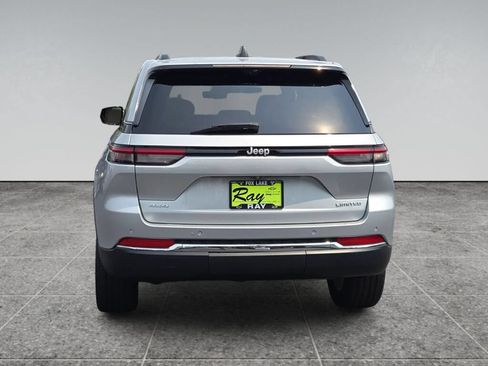 Used 2024 Jeep Grand Cherokee Limited w/ Luxury Tech Group II AWD/4WD image 16