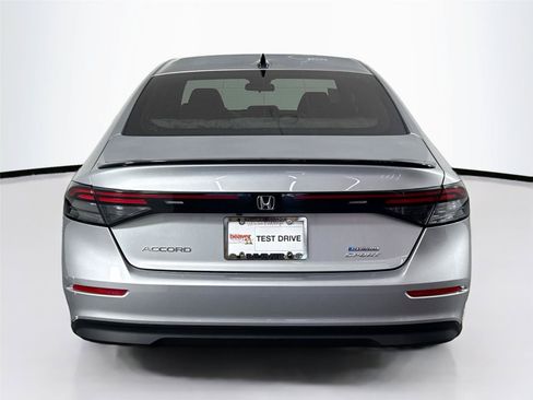 Used 2024 Honda Accord Sport image 10