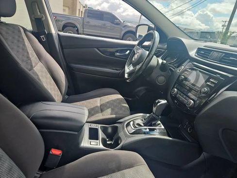 Used 2018 Nissan Rogue Sport SV w/ SV All-Weather Package AWD/4WD image 7