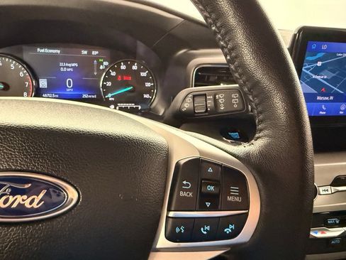 Used 2023 Ford Explorer XLT w/ Equipment Group 202A AWD/4WD image 34