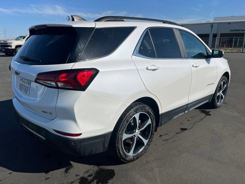 Used 2022 Chevrolet Equinox LT AWD/4WD image 4