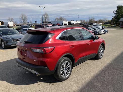 Used 2022 Ford Escape SEL AWD/4WD image 6