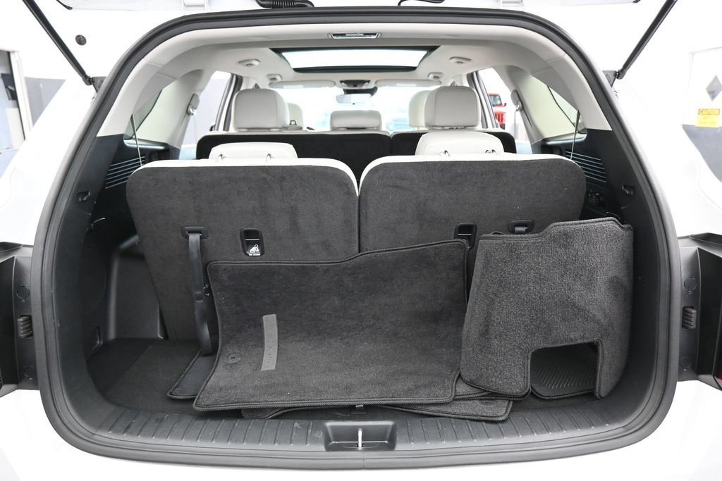 Used 2023 Kia Sorento S w/ Panoramic Sunroof Package FWD image 38