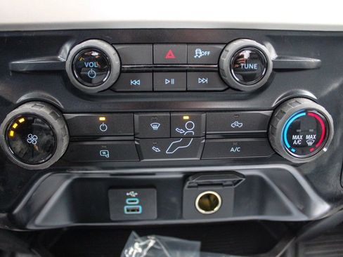 New 2025 Ford F550 4x4 Regular Cab Super Duty image 40