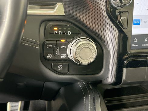Used 2023 RAM 1500 Limited AWD/4WD image 17