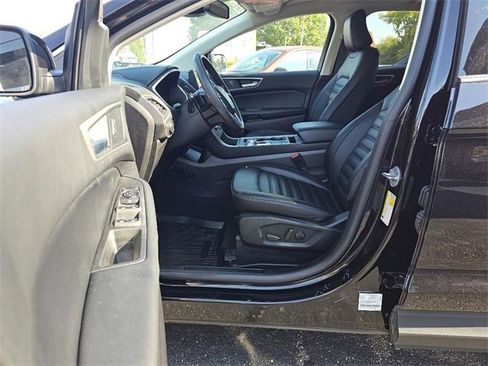 Used 2021 Ford Edge SEL w/ Convenience Package image 18