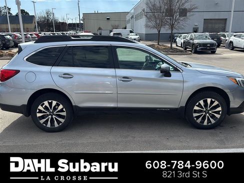 Used 2017 Subaru Outback 3.6R Limited w/ Popular Package #5 image 1
