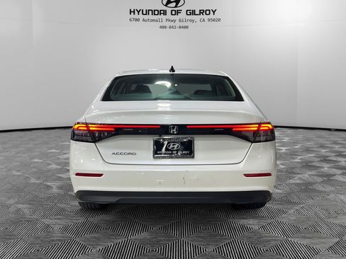 Used 2025 Honda Accord SE image 6