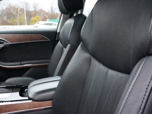 Used 2020 Audi A8 L 3.0T w/ Executive Package image 43