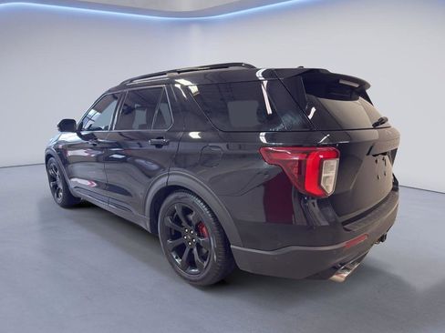 Used 2020 Ford Explorer ST w/ ST Street Pack image 4