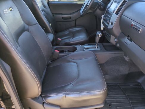 Used 2015 Nissan Xterra PRO-4X image 21
