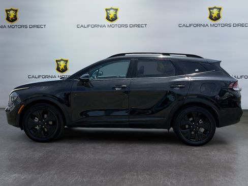 Used 2025 Kia Sportage X-Line AWD/4WD image 2