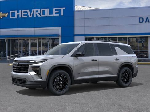 New 2026 Chevrolet Traverse LT w/ Midnight/Sport Edition image 2