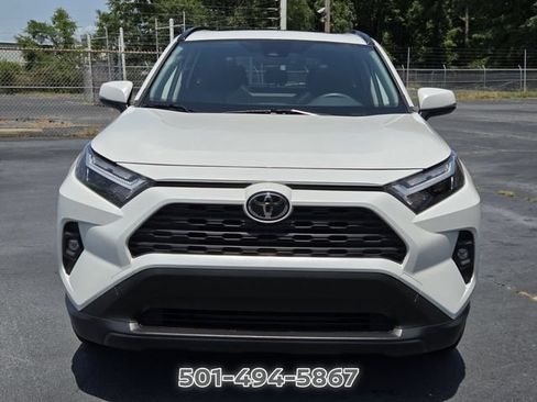 Used 2023 Toyota RAV4 XLE Premium FWD image 8