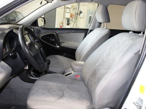 Used 2011 Toyota RAV4 4WD w/ Base L4 Extra Value Pkg image 22