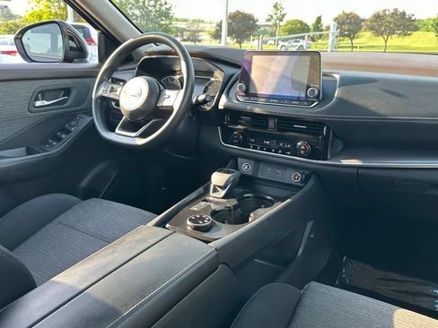 Used 2021 Nissan Rogue SV AWD/4WD image 29