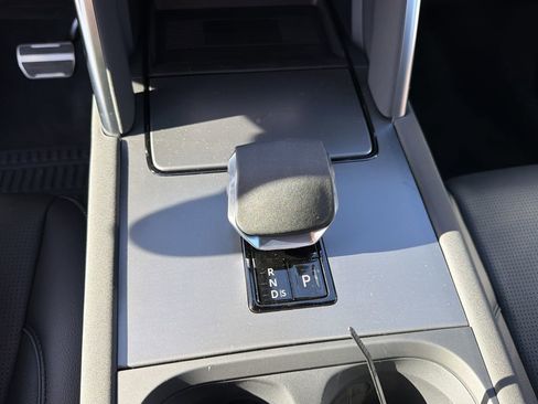 New 2026 Land Rover Discovery Sport Landmark image 28