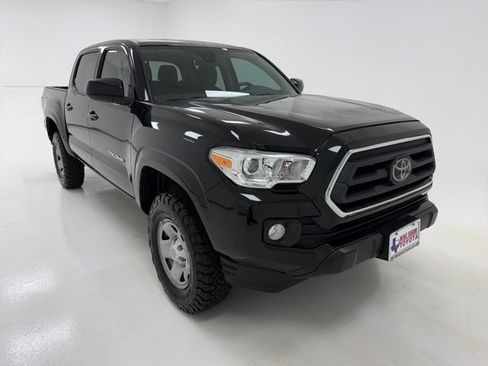Used 2023 Toyota Tacoma SR5 RWD image 2