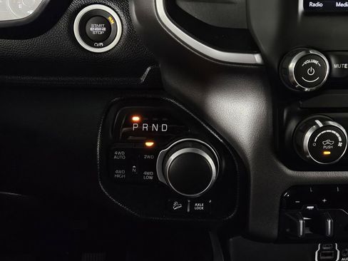 Used 2021 RAM 1500 Lone Star image 18