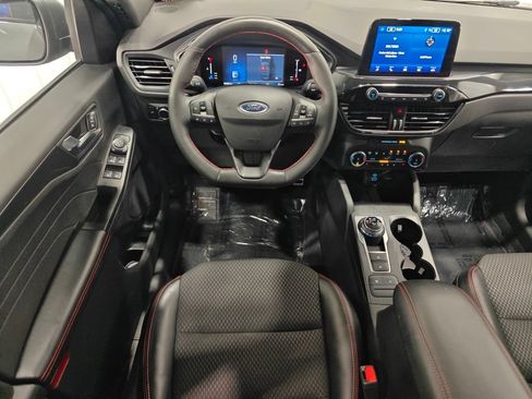 Used 2023 Ford Escape ST-Line AWD/4WD image 4