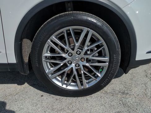 Used 2023 Acura MDX SH-AWD w/ Advance Package image 11