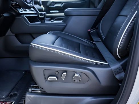 New 2026 GMC Sierra 1500 AT4X AWD/4WD image 24