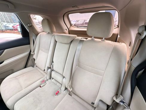 Used 2016 Nissan Rogue S image 26