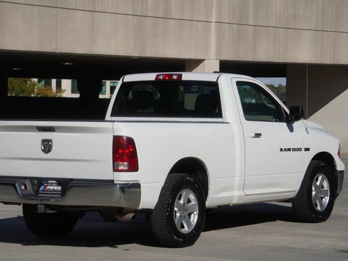 Used 2012 RAM 1500 Classic SLT w/ Luxury Group image 15