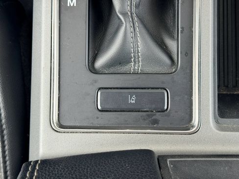 Used 2019 Ford F150 Raptor w/ Equipment Group 802A Luxury AWD/4WD image 26