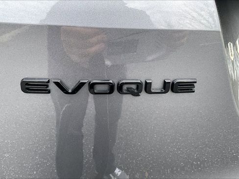 Used 2024 Land Rover Range Rover Evoque Dynamic SE AWD/4WD image 60