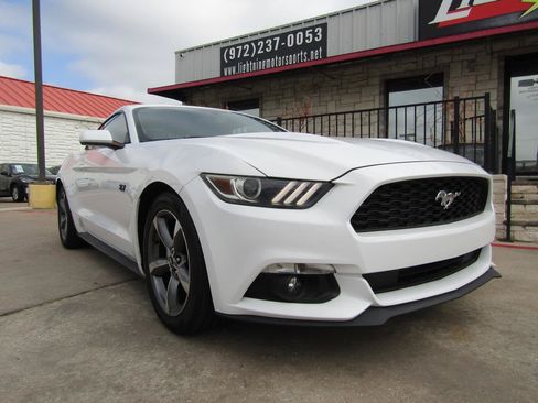 Used 2015 Ford Mustang Coupe w/ Equipment Group 051A RWD image 6