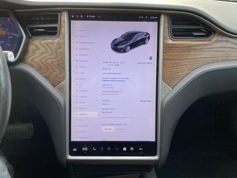 Used 2018 Tesla Model S 75D image 18