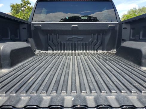 Used 2022 Chevrolet Silverado 1500 Custom RWD image 8