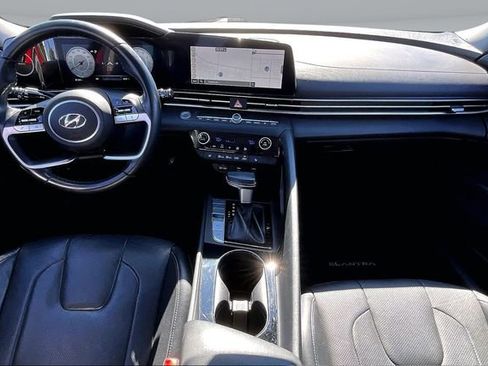 Used 2023 Hyundai Elantra Limited w/ Cargo Package image 7