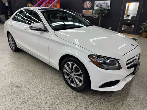 Used 2016 Mercedes-Benz C 300 4MATIC Sedan image 7