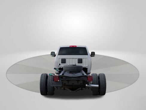 New 2026 RAM 5500 Tradesman AWD/4WD image 7