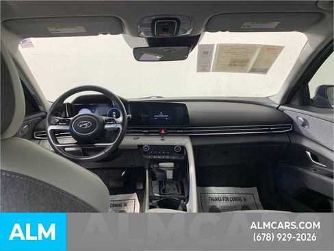 Used 2023 Hyundai Elantra Limited w/ Cargo Package image 32