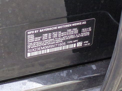 Certified 2024 BMW X7 xDrive40i w/ M Sport Package image 35