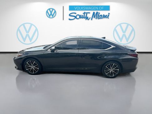 Used 2022 Lexus ES 350 w/ Premium Package FWD image 4