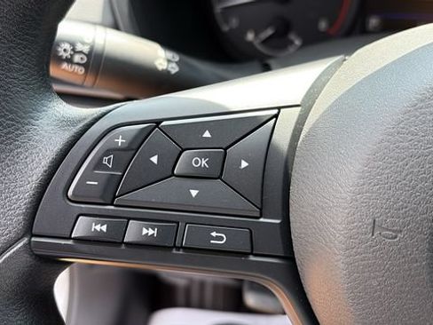 Certified 2023 Nissan Altima 2.5 S FWD image 12