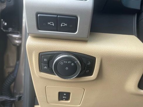 Used 2017 Ford F150 Lariat w/ Equipment Group 502A Luxury image 37