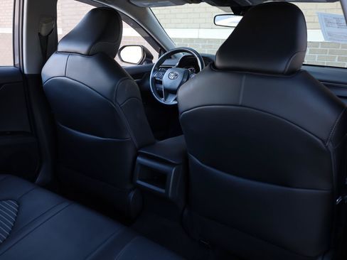 Used 2022 Toyota Camry SE FWD image 24